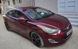 Hyundai Elantra 2013 Bordeaux