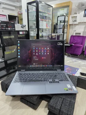 Photo - Ordinateur Portable Lenovo LOQ 15ARP9 24GB AMD Ryzen 5 SSD 512GB