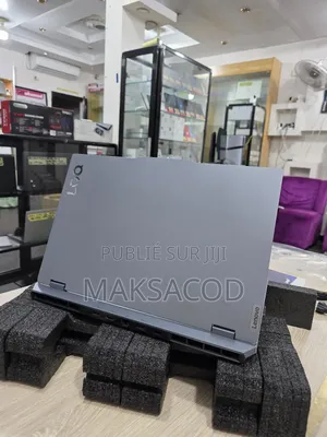 Ordinateur Portable Lenovo LOQ 15ARP9 24GB AMD Ryzen 5 SSD 512GB