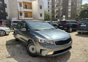 Photo - Kia Forte 2018 Black