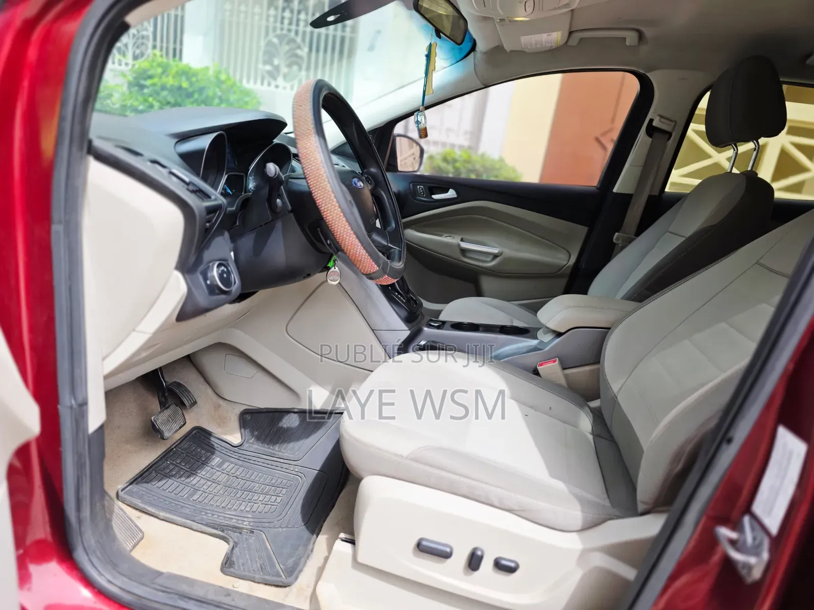 Ford Escape SE 4dr SUV AWD (1.6L 4cyl Turbo 6A) 2015 Rouge