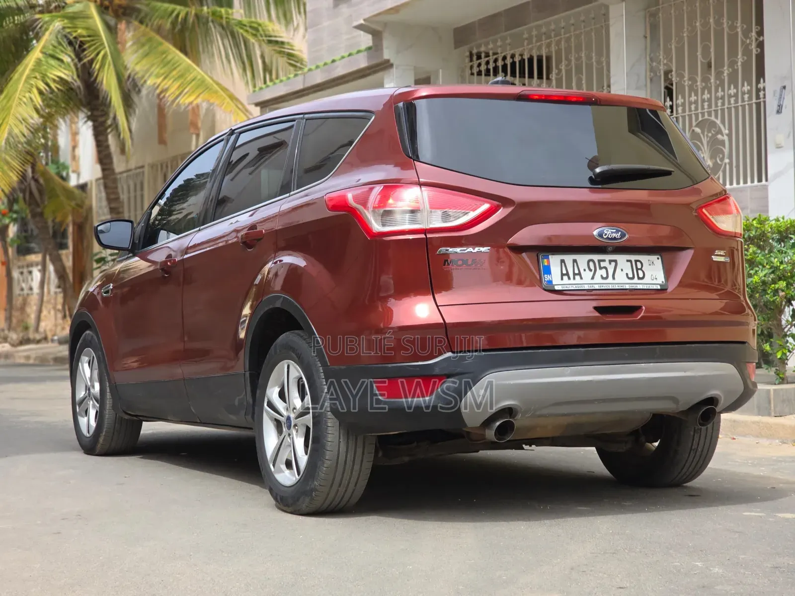 Ford Escape SE 4dr SUV AWD (1.6L 4cyl Turbo 6A) 2015 Rouge
