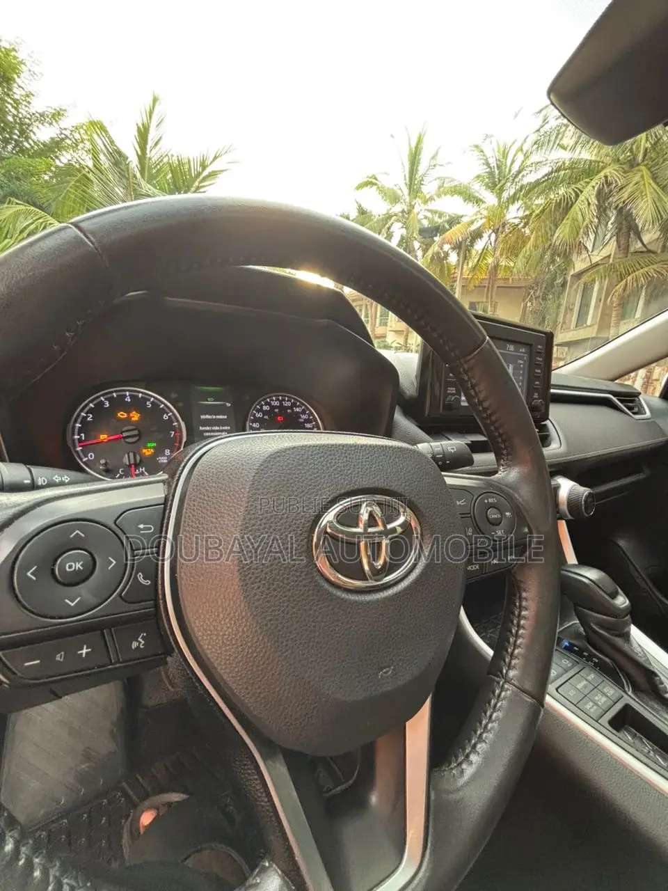 Toyota RAV4 LE AWD 2019