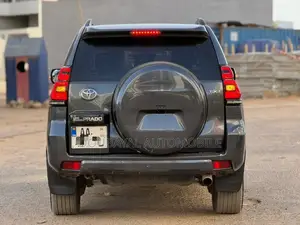 Toyota Land Cruiser Prado 2021