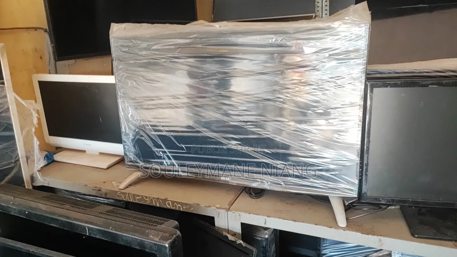 Vendeur De Télévision Venna