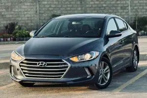 Hyundai Elantra 2018 Gris