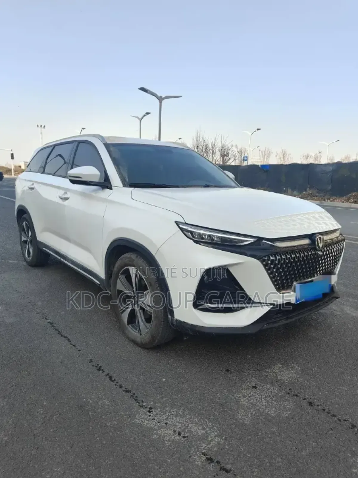 Changan X7 Plus 1.5 Turbo DCT FWD 2024 Blanc cassé