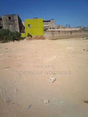 Photo - Terrain Cité Gabon