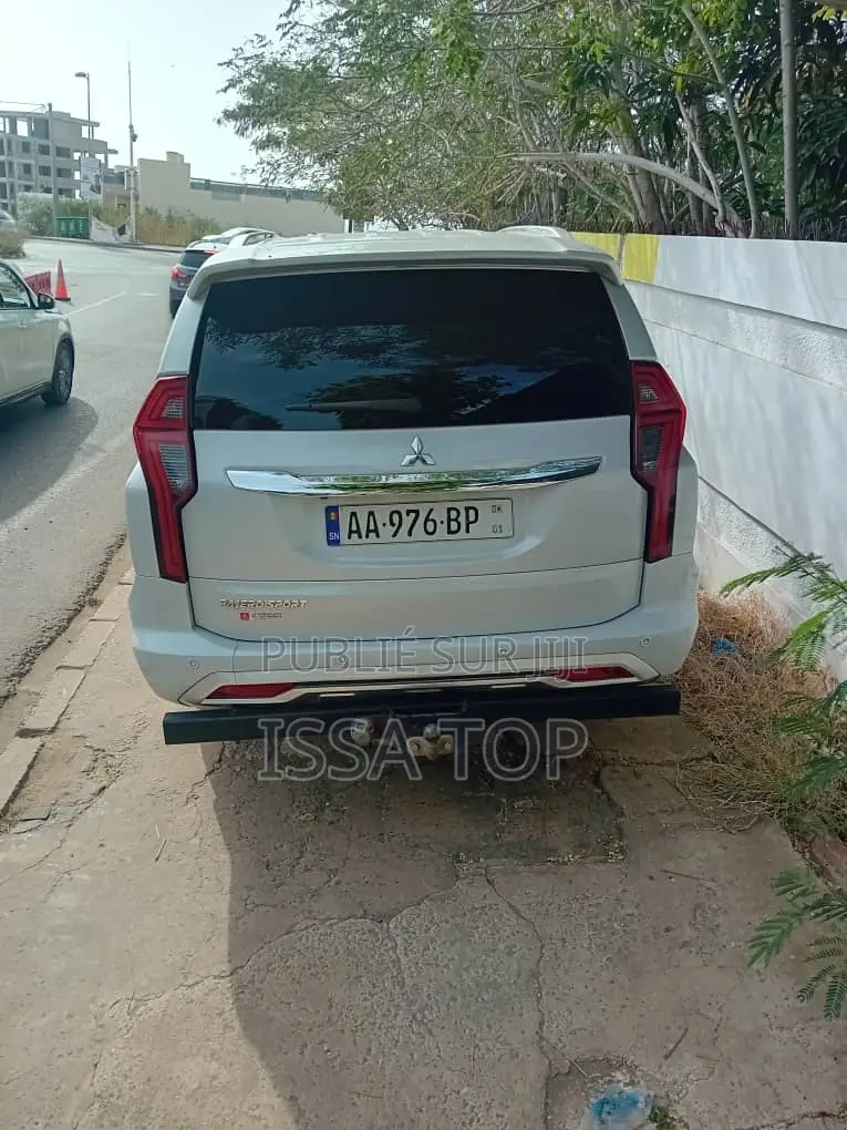 Mitsubishi Pajero 2021 Blanc