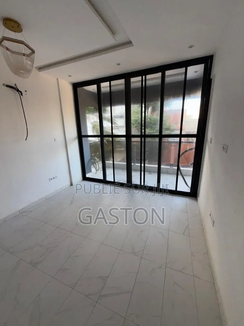 2chbre Appartement dans Katos Immo, Grand Yoff à Louer