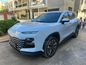 Photo - Jetour Dashing 2023 Blanc