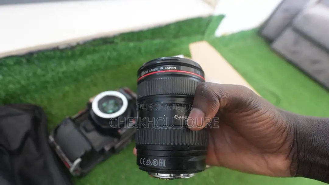 Black Magic Et Objectif 24 -105 Et D’Autre Accessoires