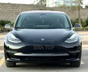 Photo - Tesla Model 3 2018 Black