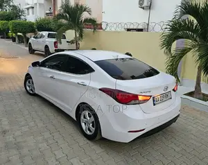 Hyundai Elantra 2015 Blanc