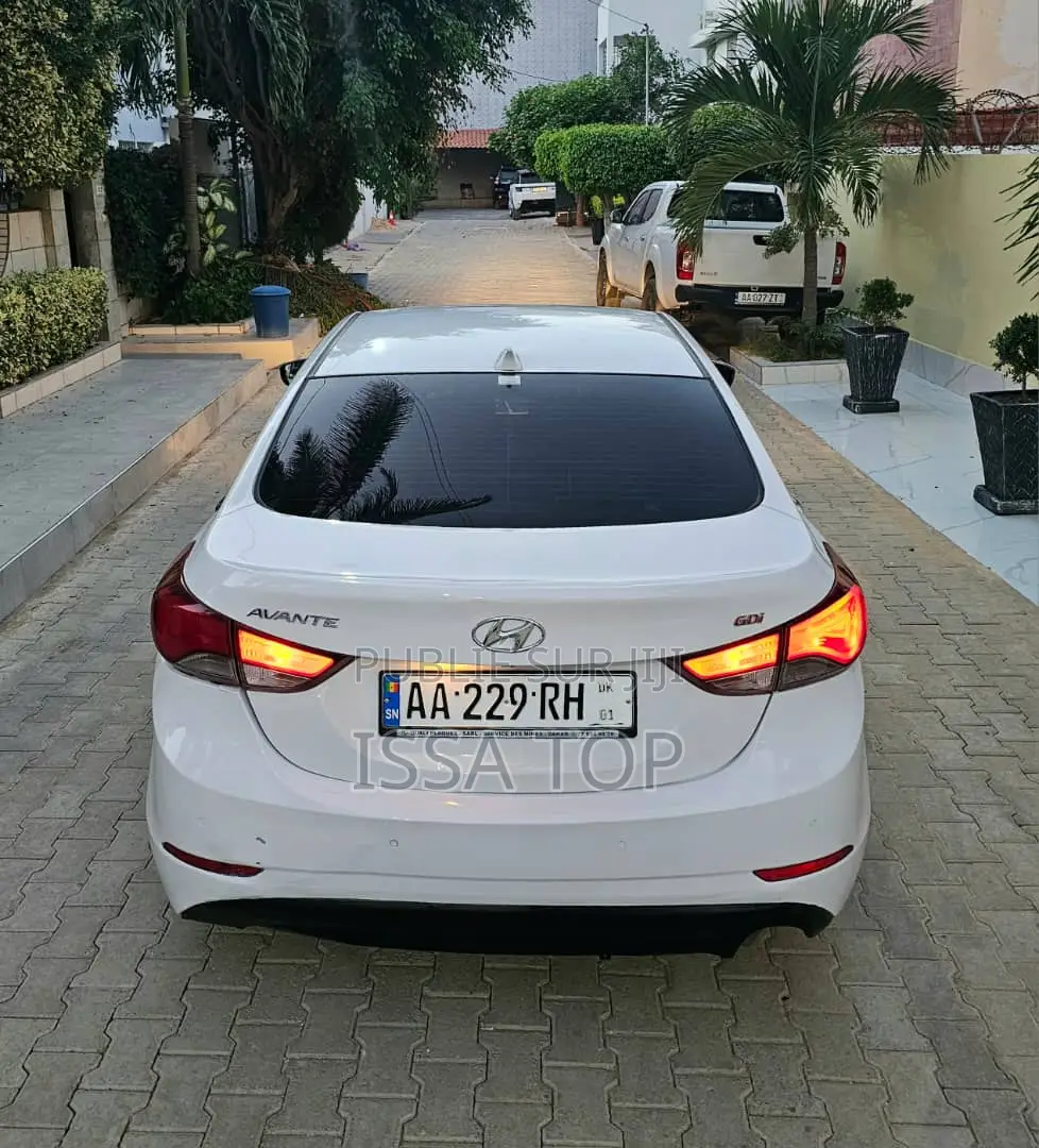 Hyundai Elantra 2015 Blanc