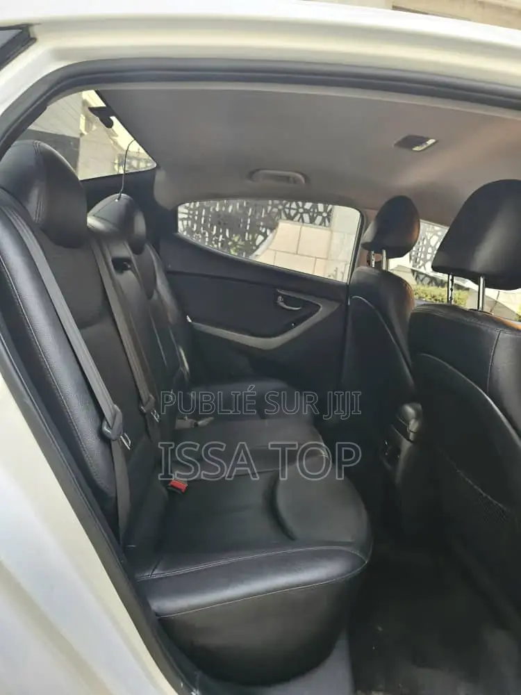 Hyundai Elantra 2015 Blanc