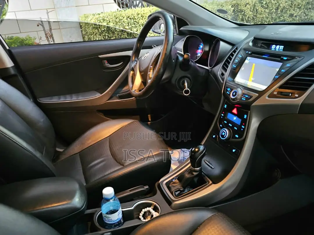 Hyundai Elantra 2015 Blanc