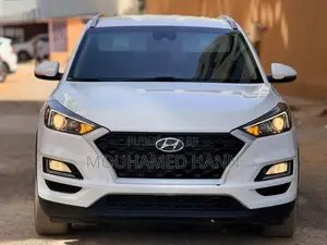 Photo - Hyundai Tucson Limited AWD 2019 Blanc