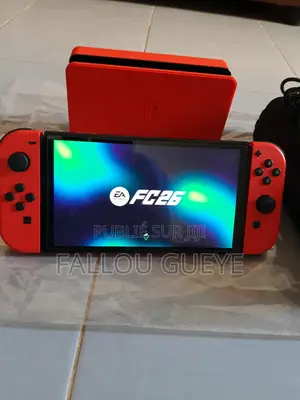 Photo - Nintendo Switch Oled Pucé