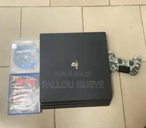 Photo - Playstation 4 Pro