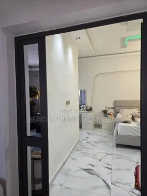 5chbre Villa dans , Rufisque à Vendre