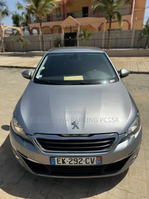 Photo - Peugeot 308 2017 Blanc