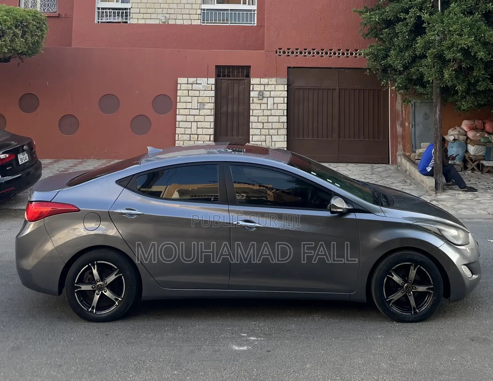 Hyundai Elantra Limited Sedan FWD (1.8L 4cyl 6A) 2013 Gris