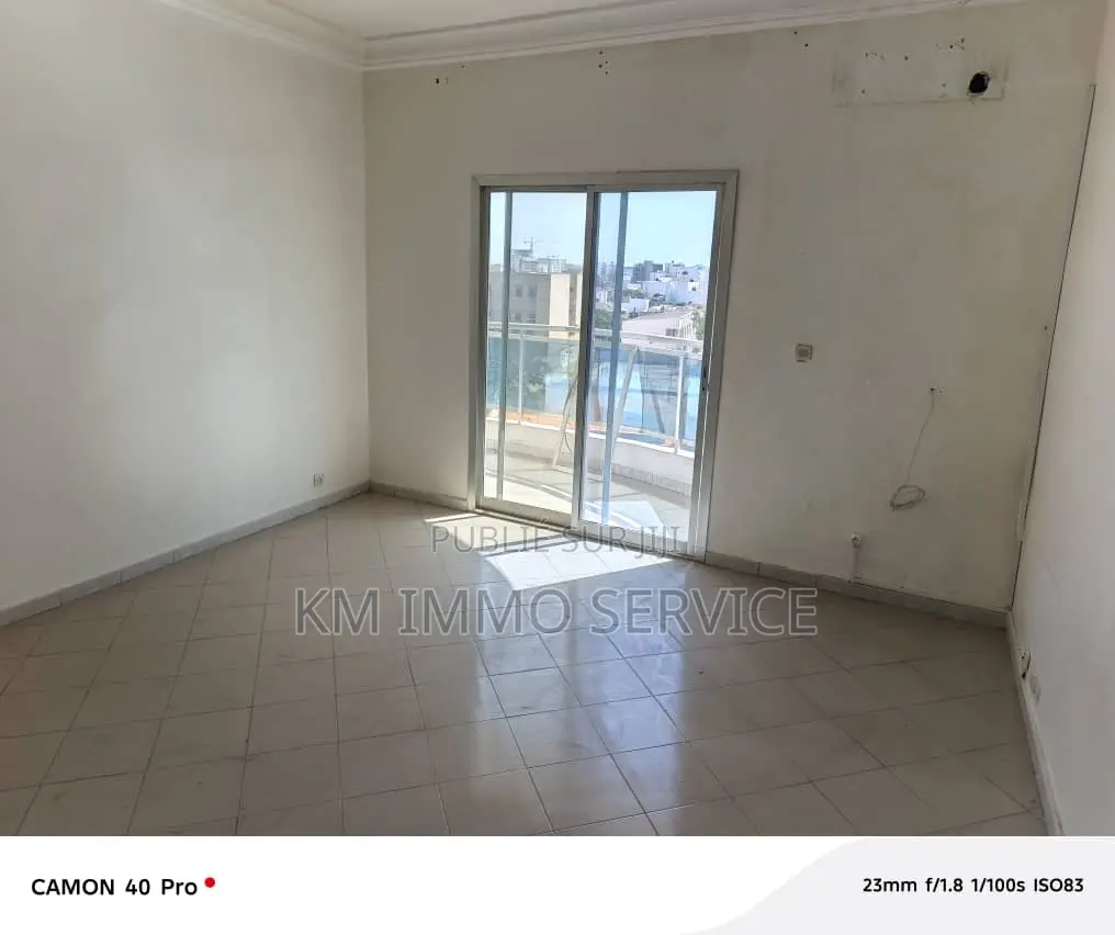 3chbre Appartement dans Cité Keur Gorgui, Région de Dakar à Louer