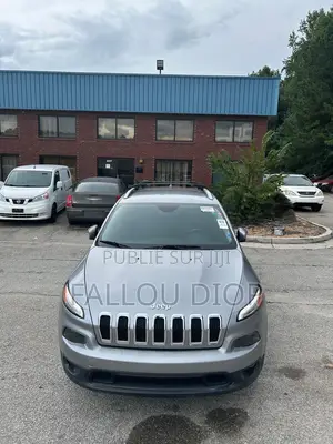 Photo - Jeep Cherokee 2017 Gris
