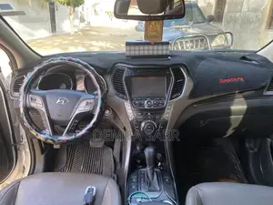 Hyundai Santa Fe Limited 4dr SUV AWD w/Saddle Interior (3.3L 6cyl 6A)