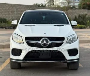 Mercedes-Benz GLE-Class GLE 350d 4MATIC 2016 Blanc