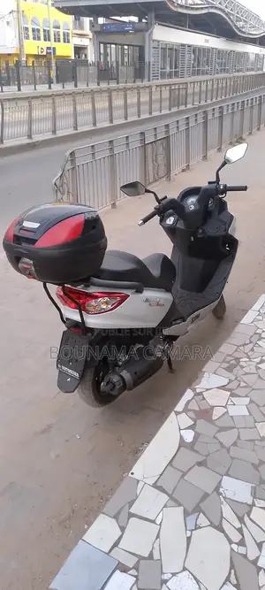 New SYM Joyride 2015 Blanc