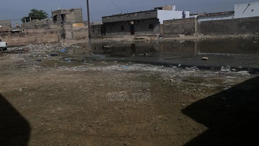 Terrain 337 M2 Titre Foncier a Pikine Saint Louis