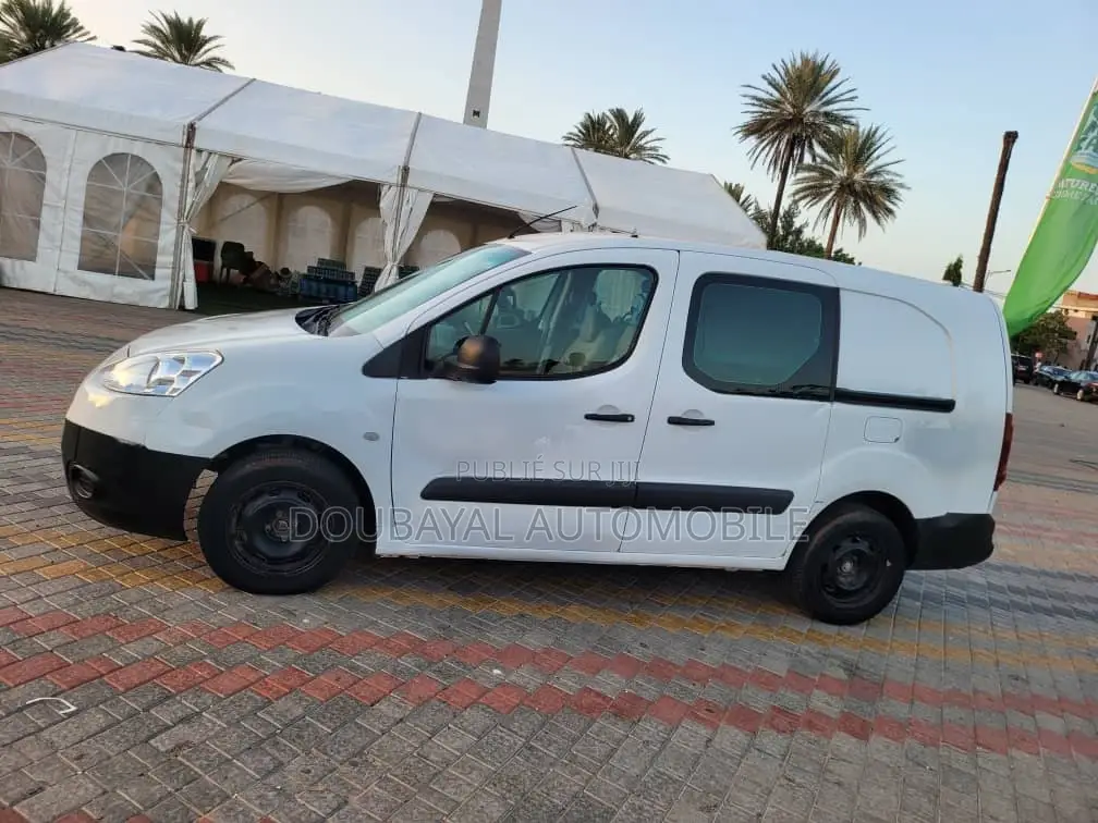 Peugeot Partenaire 2015