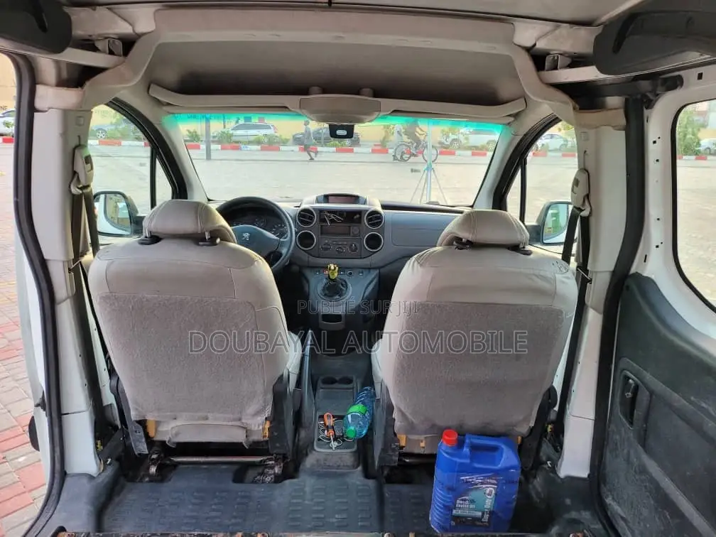 Peugeot Partenaire 2015