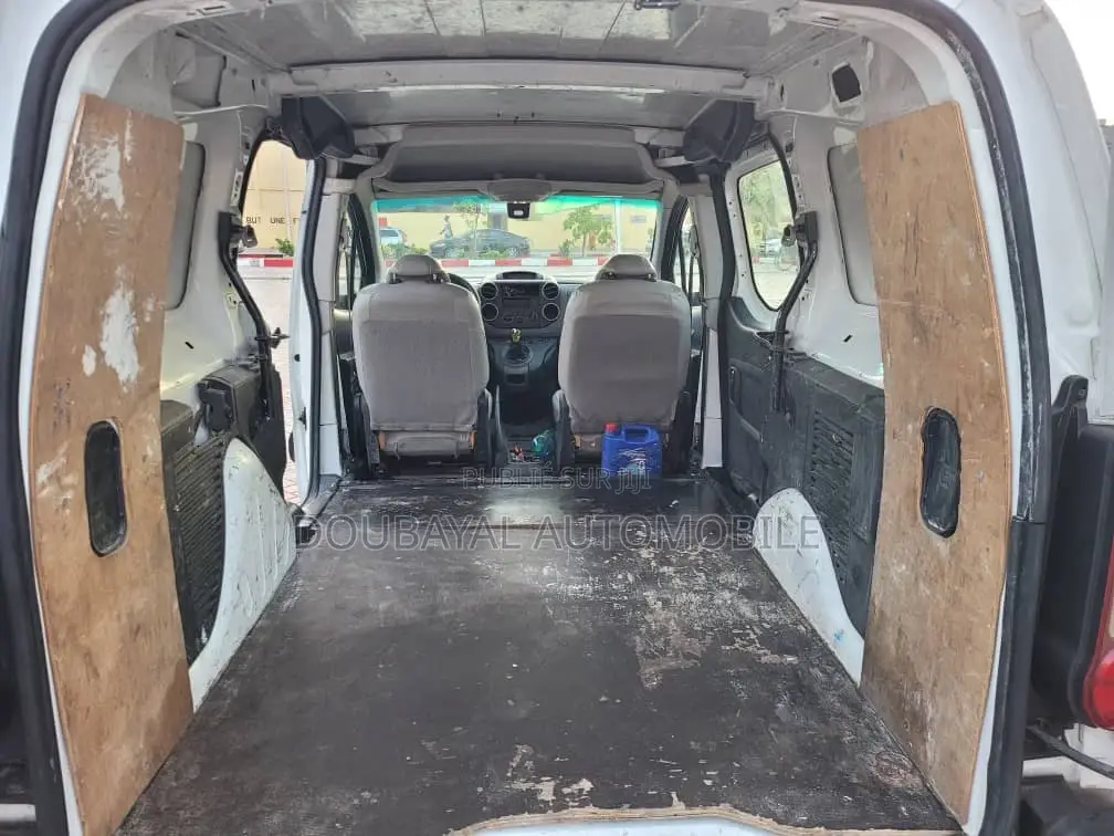 Peugeot Partenaire 2015