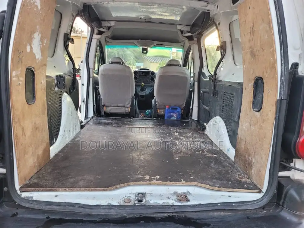 Peugeot Partenaire 2015