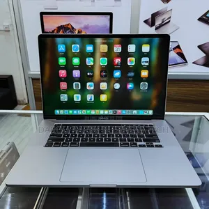 New Apple MacBook Pro 2019 16GB Intel Core I7 SSD 512GB