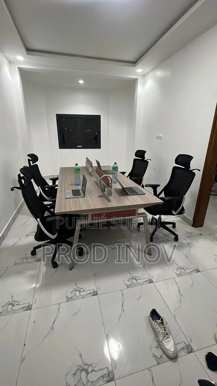 Tables De Réunion O28