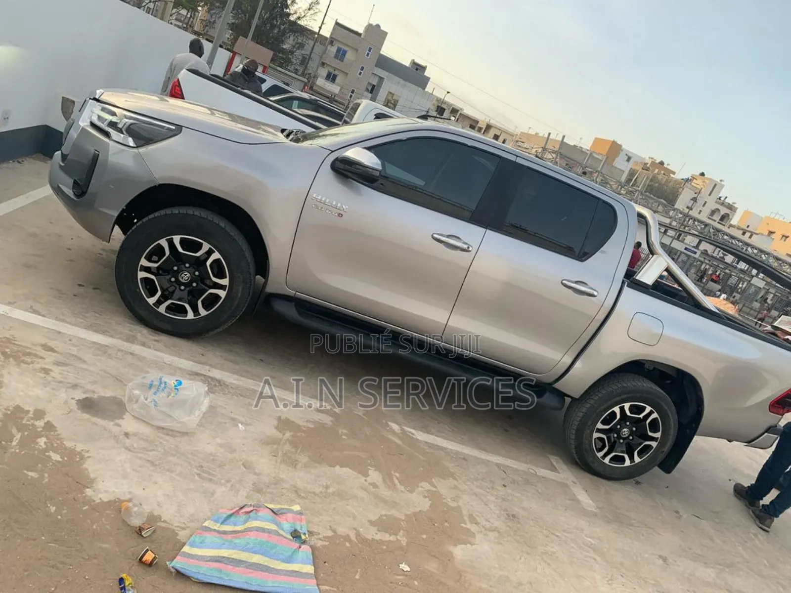 Toyota Hilux 2021 Gris