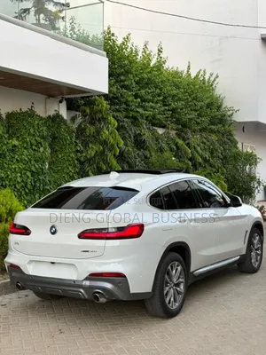 Photo - BMW X4 2020 Blanc