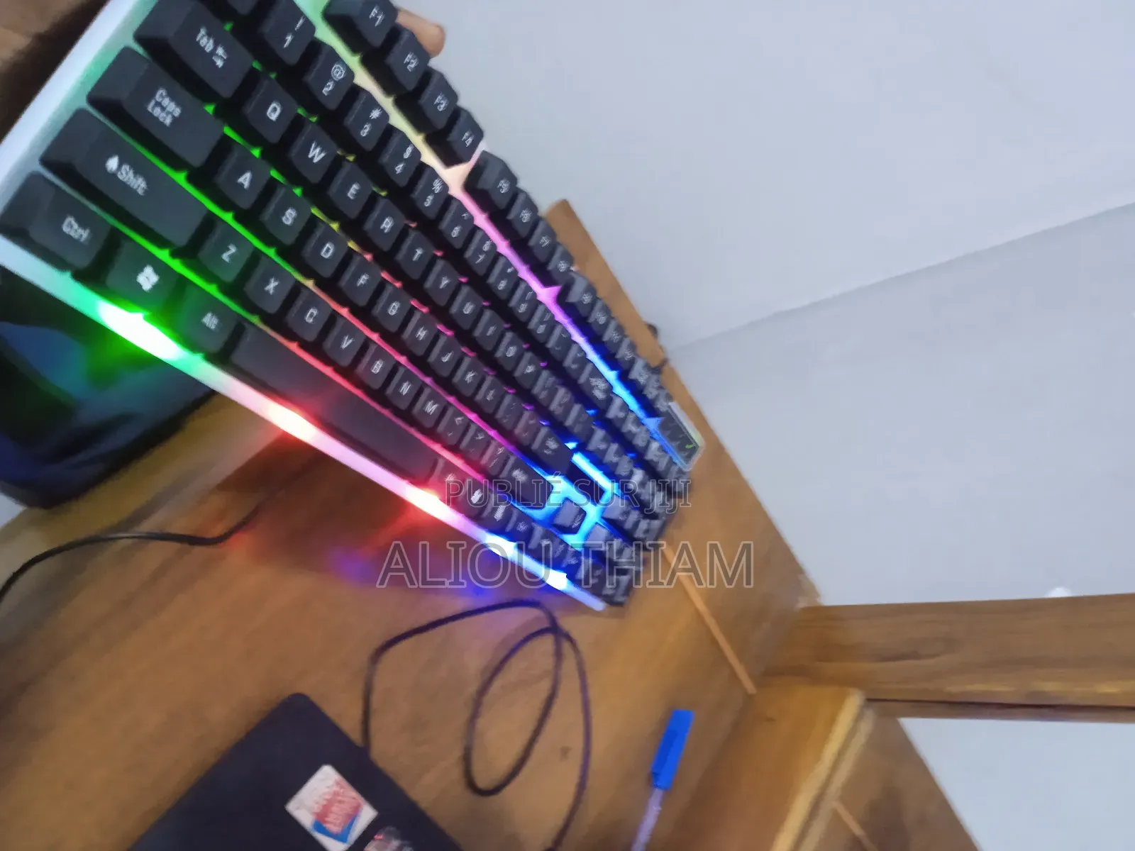 Ensemble Clavier Et Souris Gamer Retro Éclairés