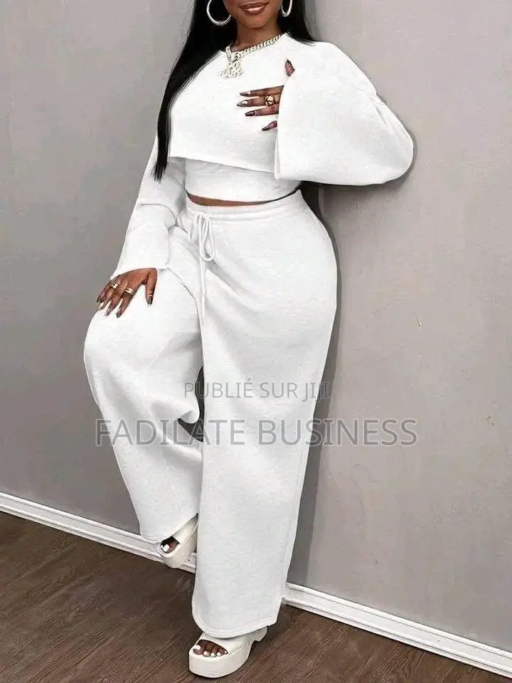 Ensemble Trois Pièces