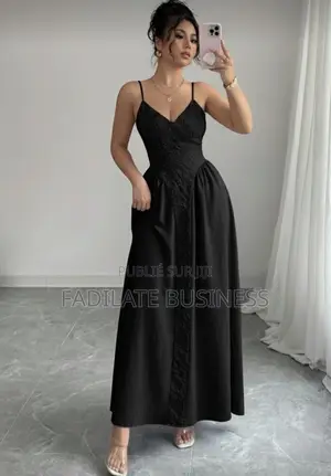 Photo - Robes Manche Mince