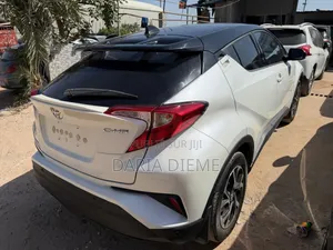 Toyota C-HR 2019 Blanc
