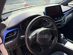 Toyota C-HR 2019 Blanc
