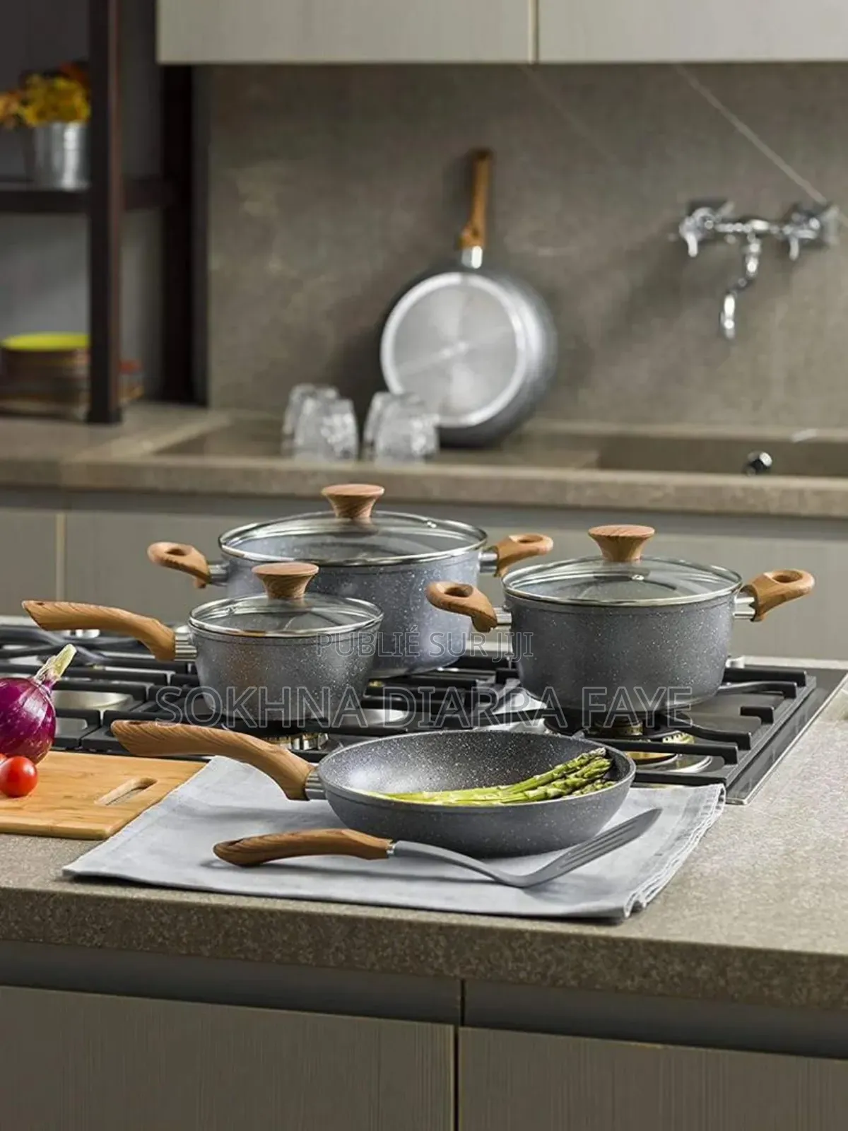 Ensemble Ustensiles De Cuisine