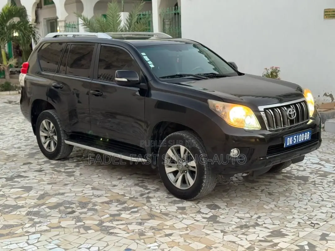 Toyota Land Cruiser Prado 2010 Black