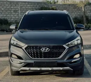 Photo - Hyundai Tucson 2018 Gris