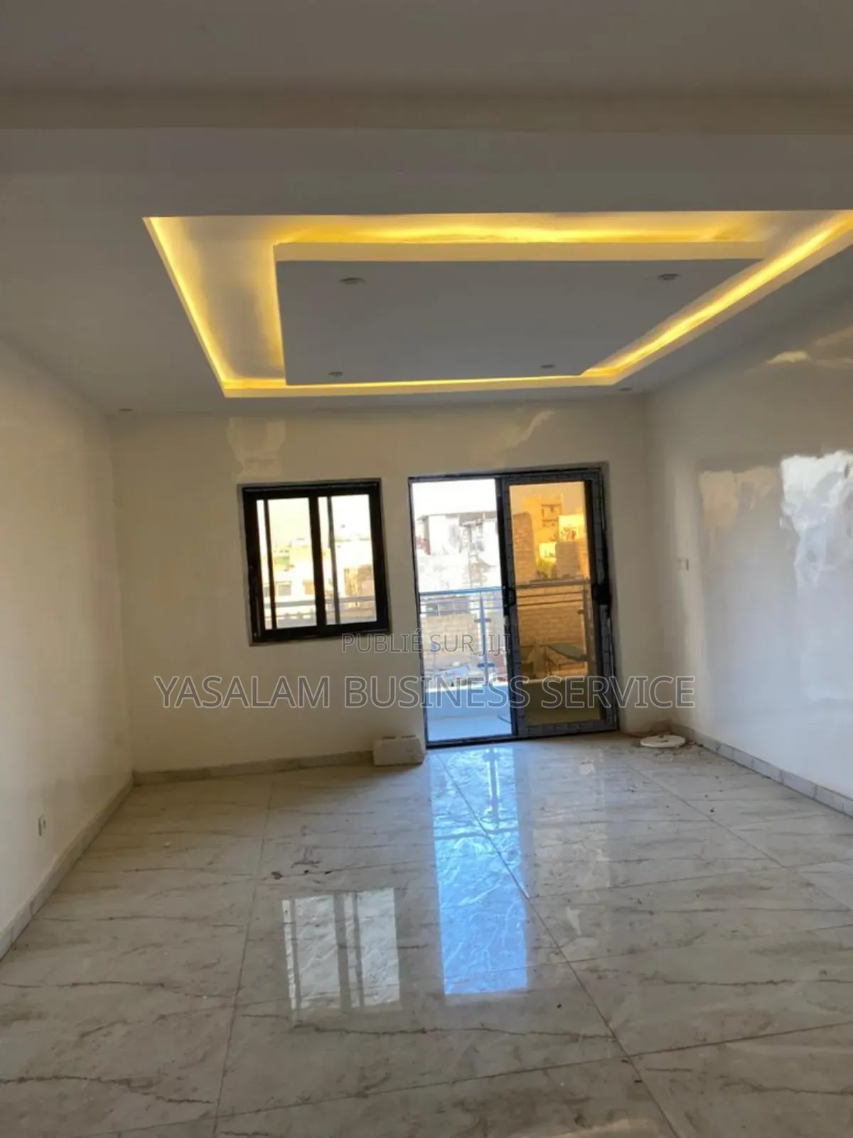 3chbre Appartement dans Yasalam Business, Parcelles Assainies à Louer